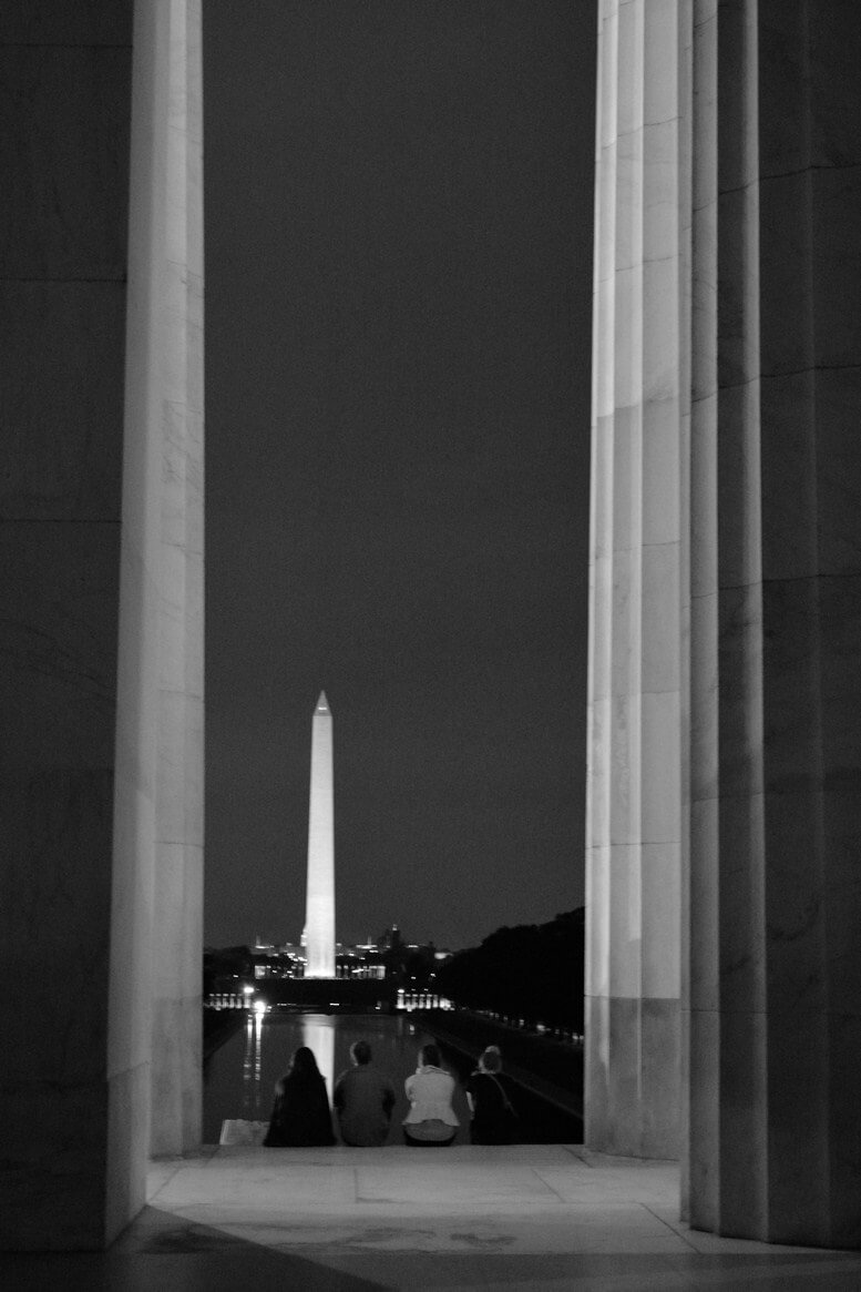 washington monument from the lincoln