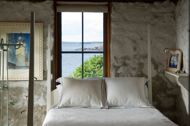 rustic bedroom