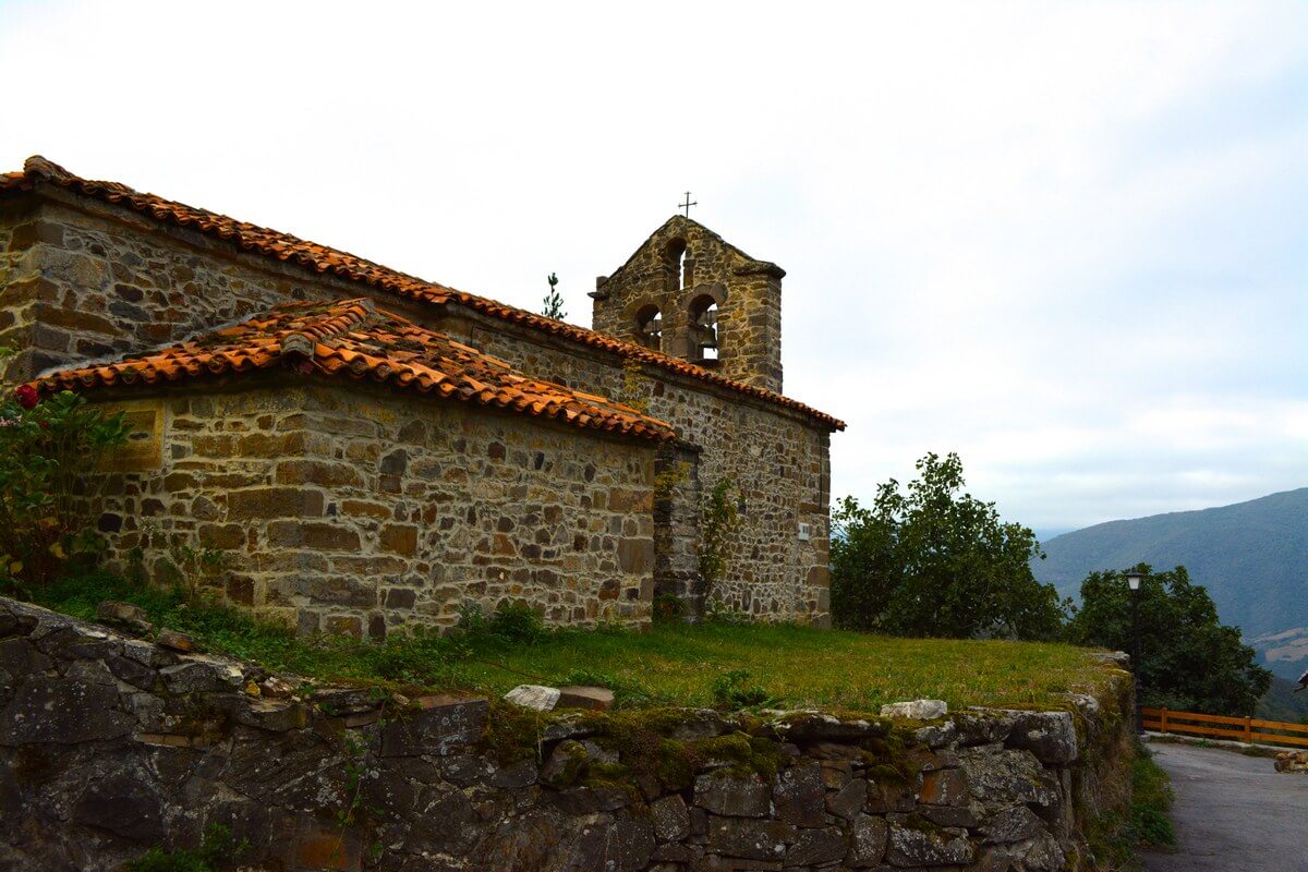 Stone church, Tudes, Spain | nycexpeditionist.com