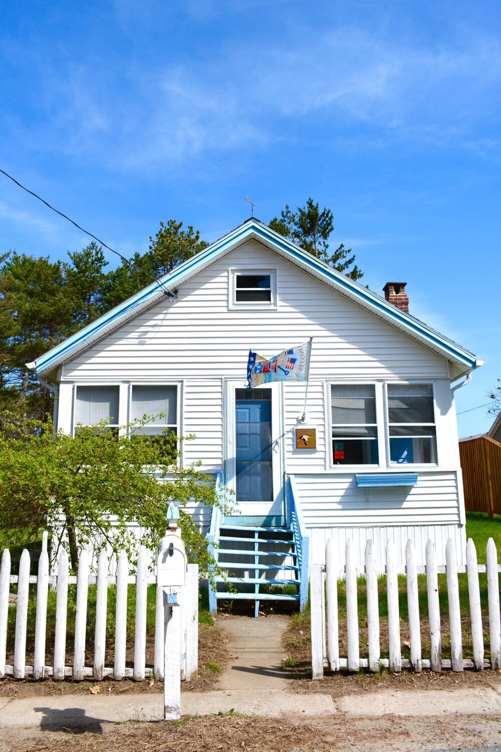 Eiderdown Cottage, Saco, Maine | nycexpeditionist.com